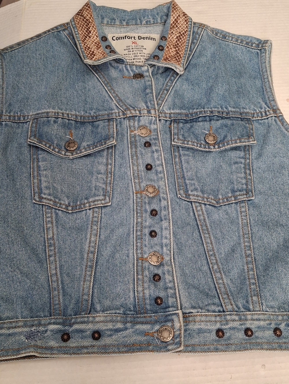 Comfort Denim Vest